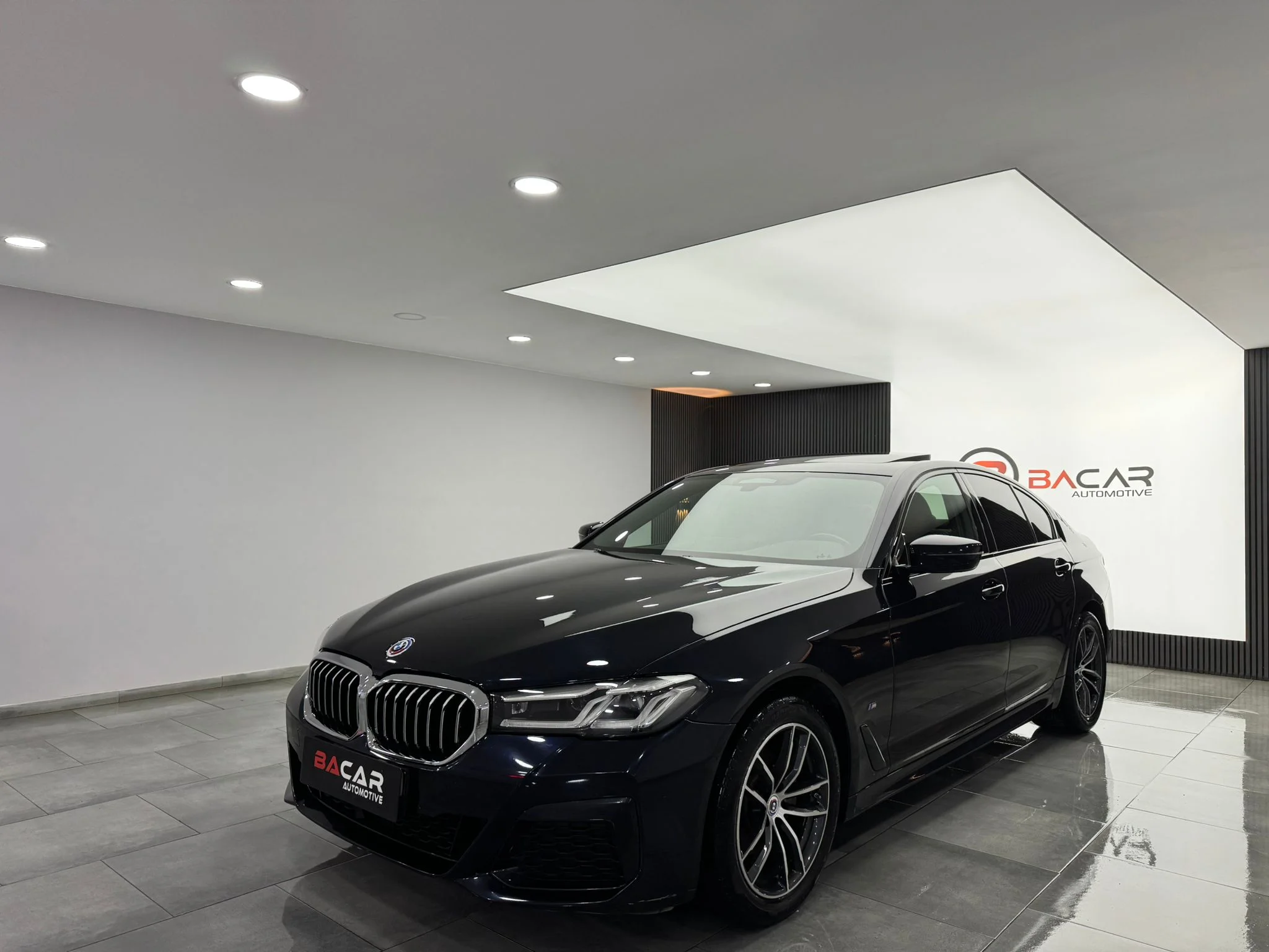 2022 BMW 520i M SPORT 170 BG K.KARTINA 12 AY TAKSİT