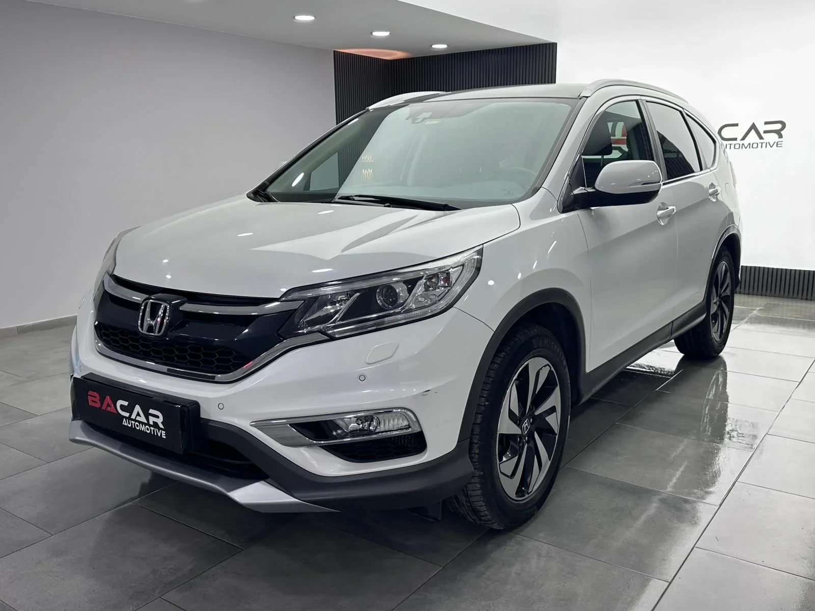 BACAR'DAN HONDA CR-V BANKASIZ SENET TAMAMIN K.K 12AY TAKSİT %2.7