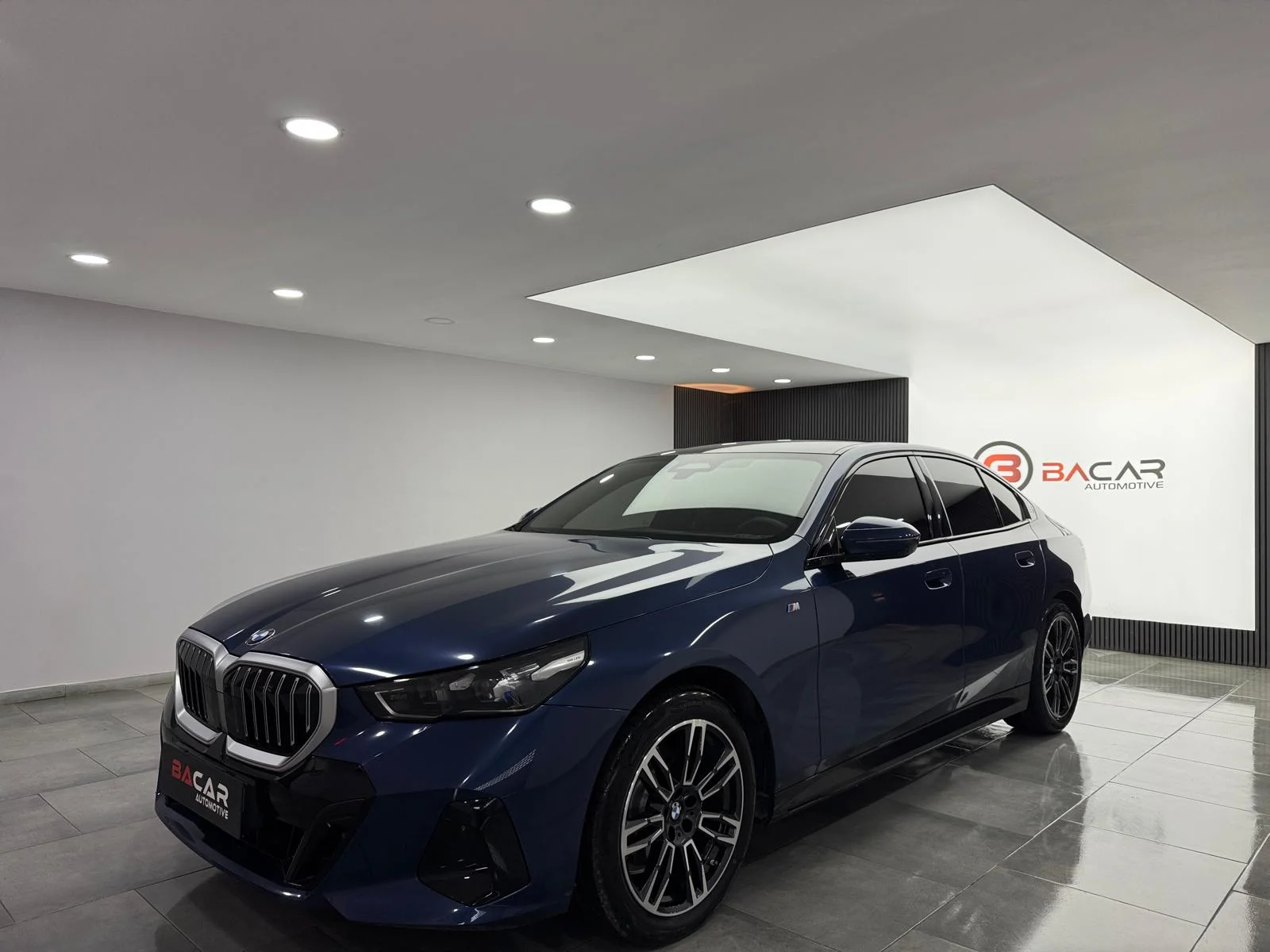 2024 BMW 520i M SPORT 190 BG K.KARTINA 12 AY TAKSİT