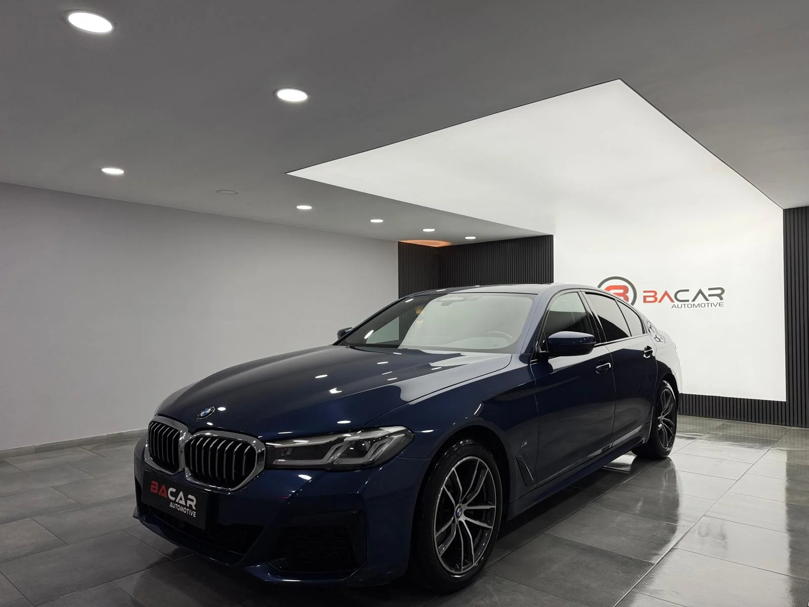 2023 BMW 520i M SPORT 170 BG K.KARTINA 12 AY TAKSİT