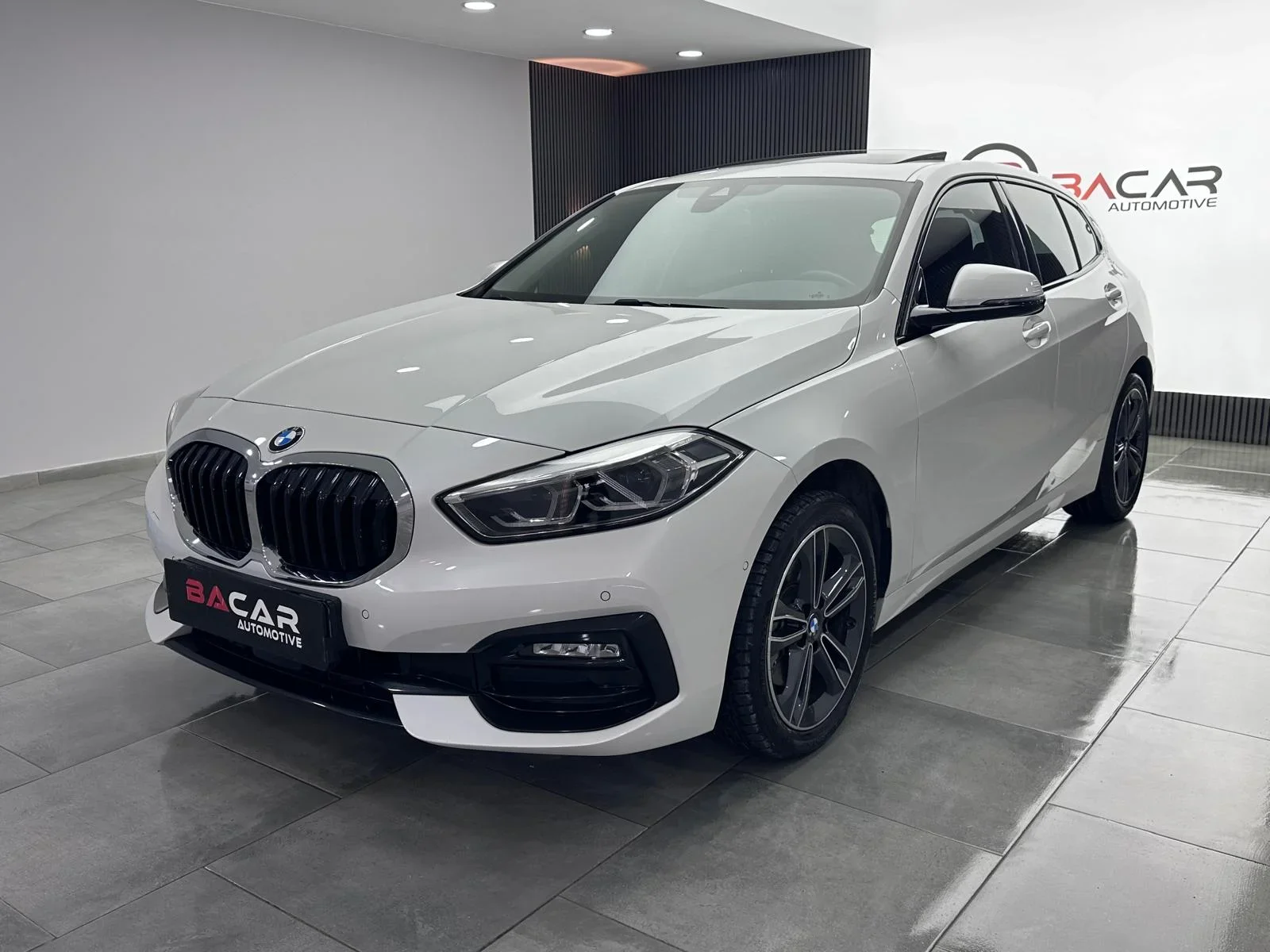 BACAR'DAN BMW 1.16d SPORTLİNE KREDİ KARTIYLA 12 TAKSİT 2.7