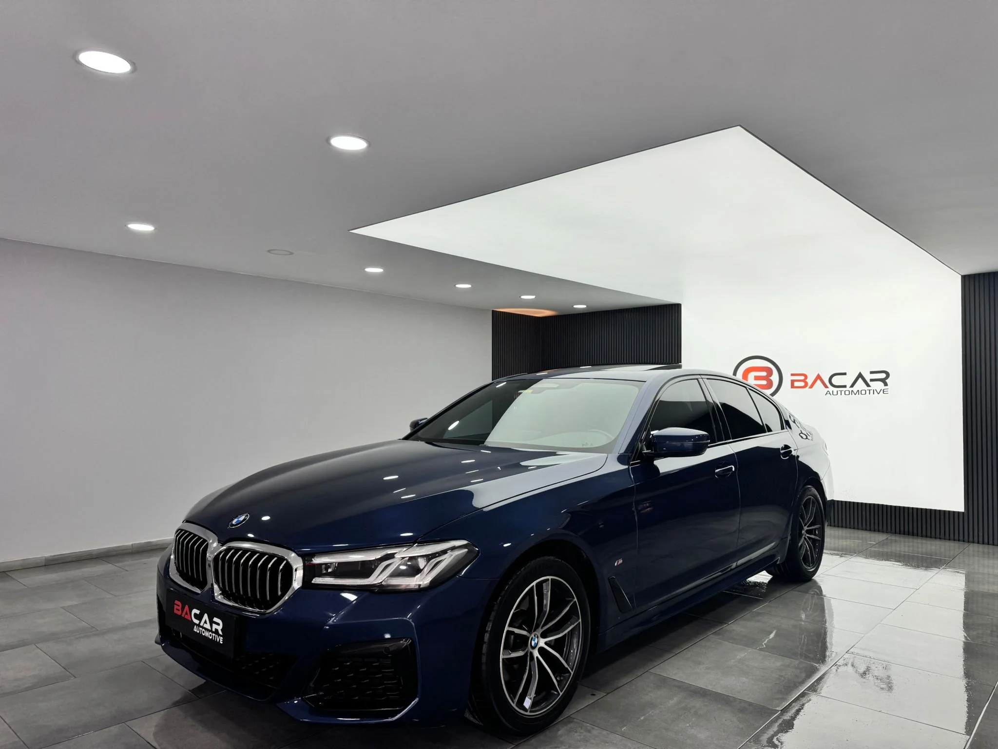 2023 BMW 520i M SPORT 170 BG K.KARTINA 12 AY TAKSİT