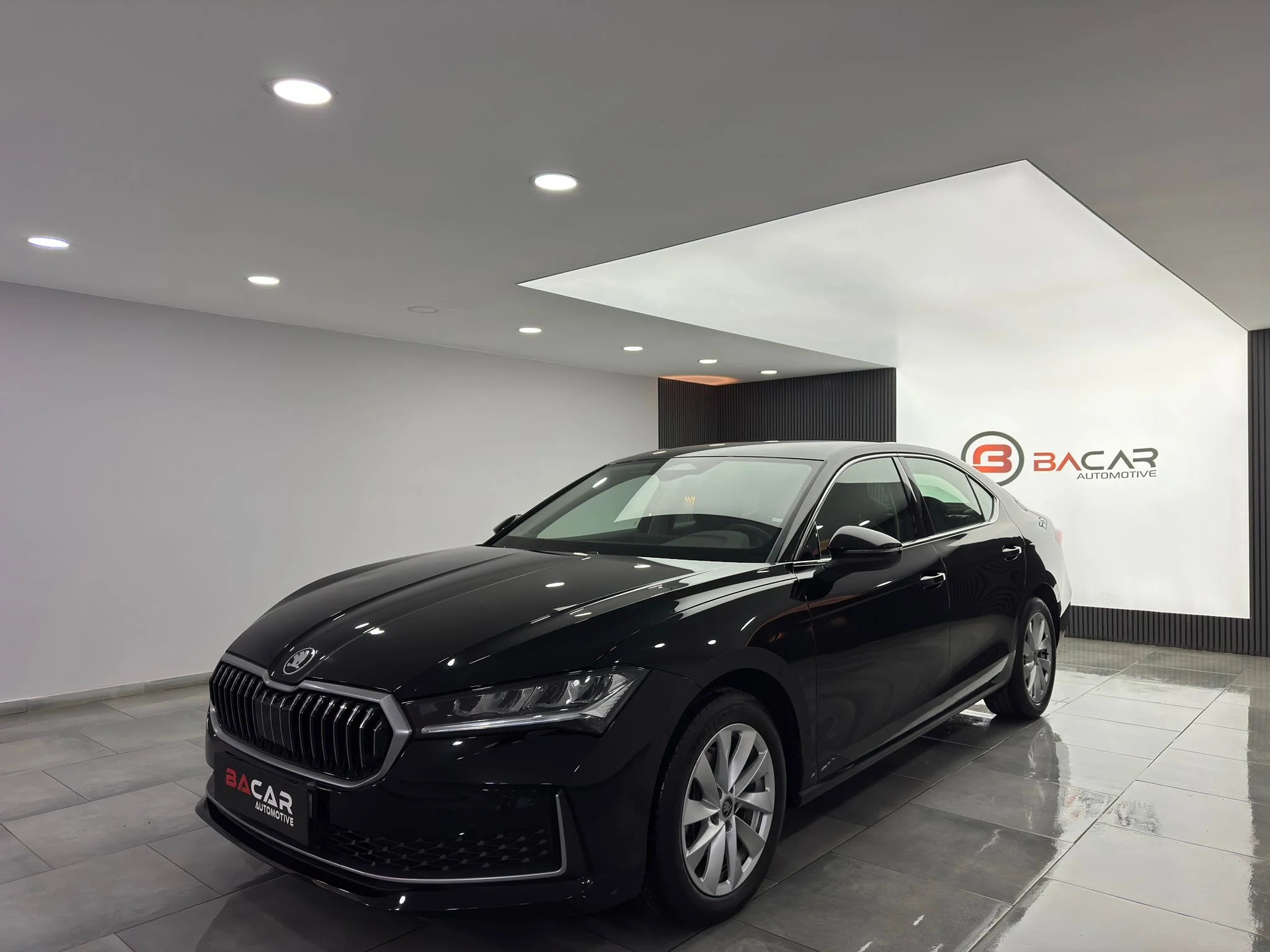 2025 SKODA SÜPERB 1.5 TSI PREMİUM 150 BG K.K. 12 AY TAKSİT