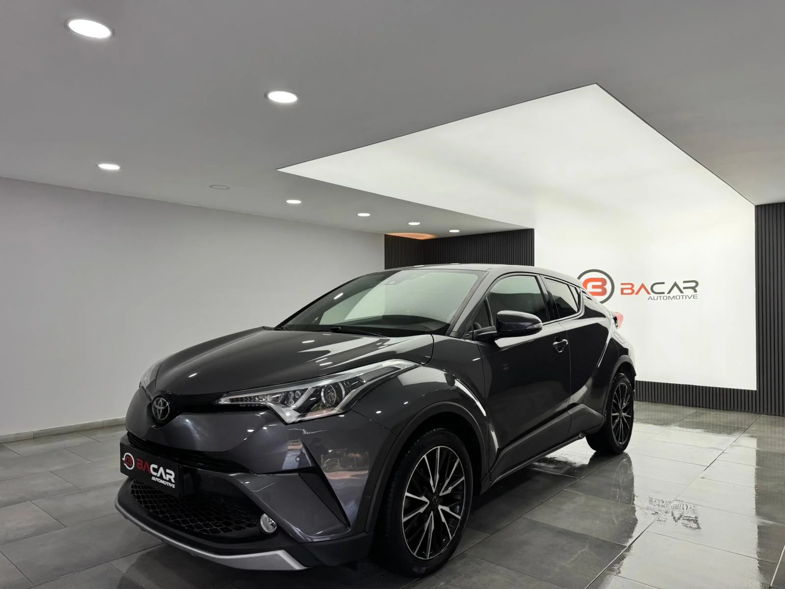 2017 TOYOTA CHR DİAMOND 116 BG K.KARTINA 12 AY TAKSİT