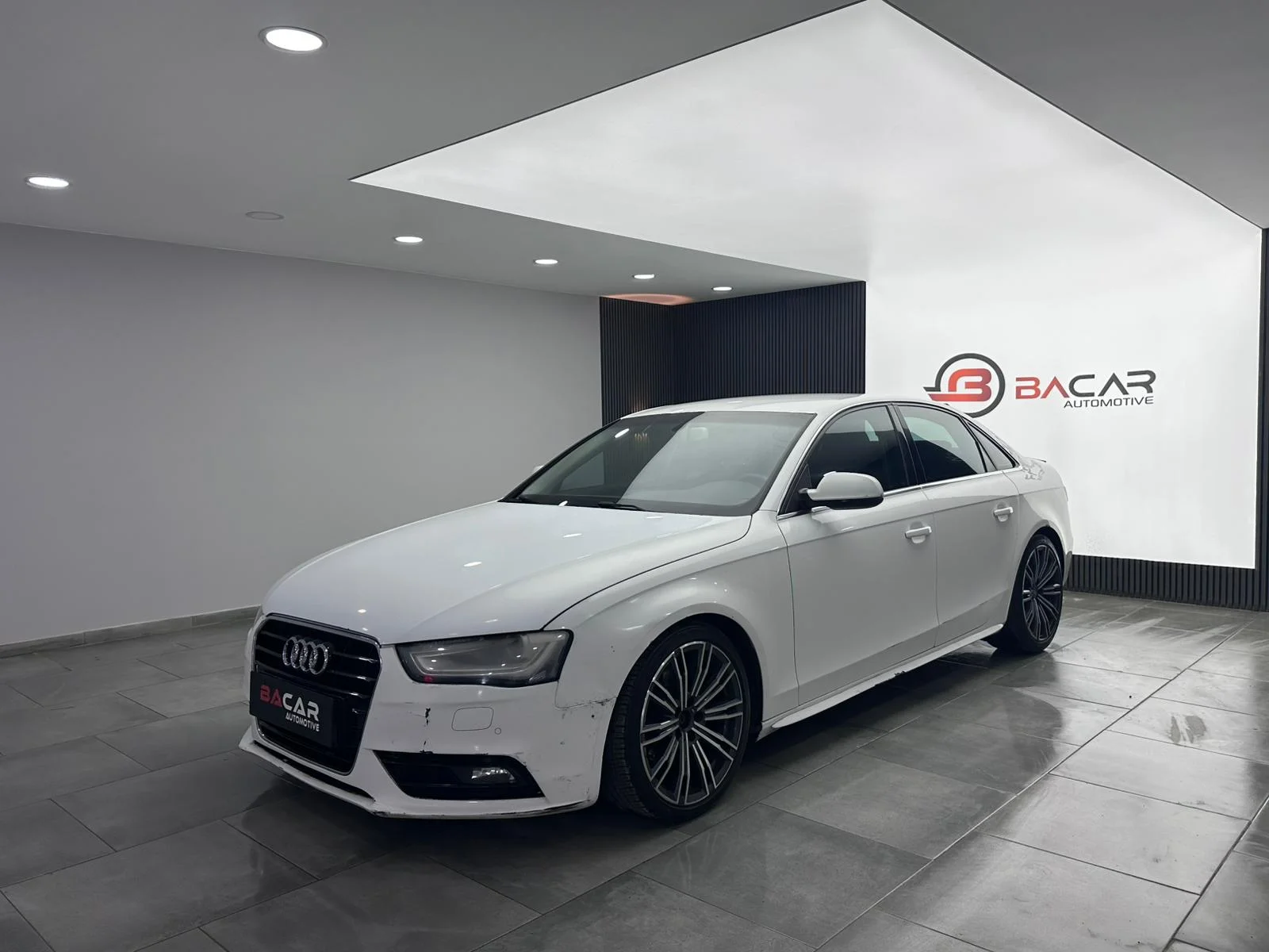 BACAR' DAN 2013 AUDI A4 2.0 TDI - KREDİ KARTINA 12 TAKSİT - ELDEN SENET İMKANI