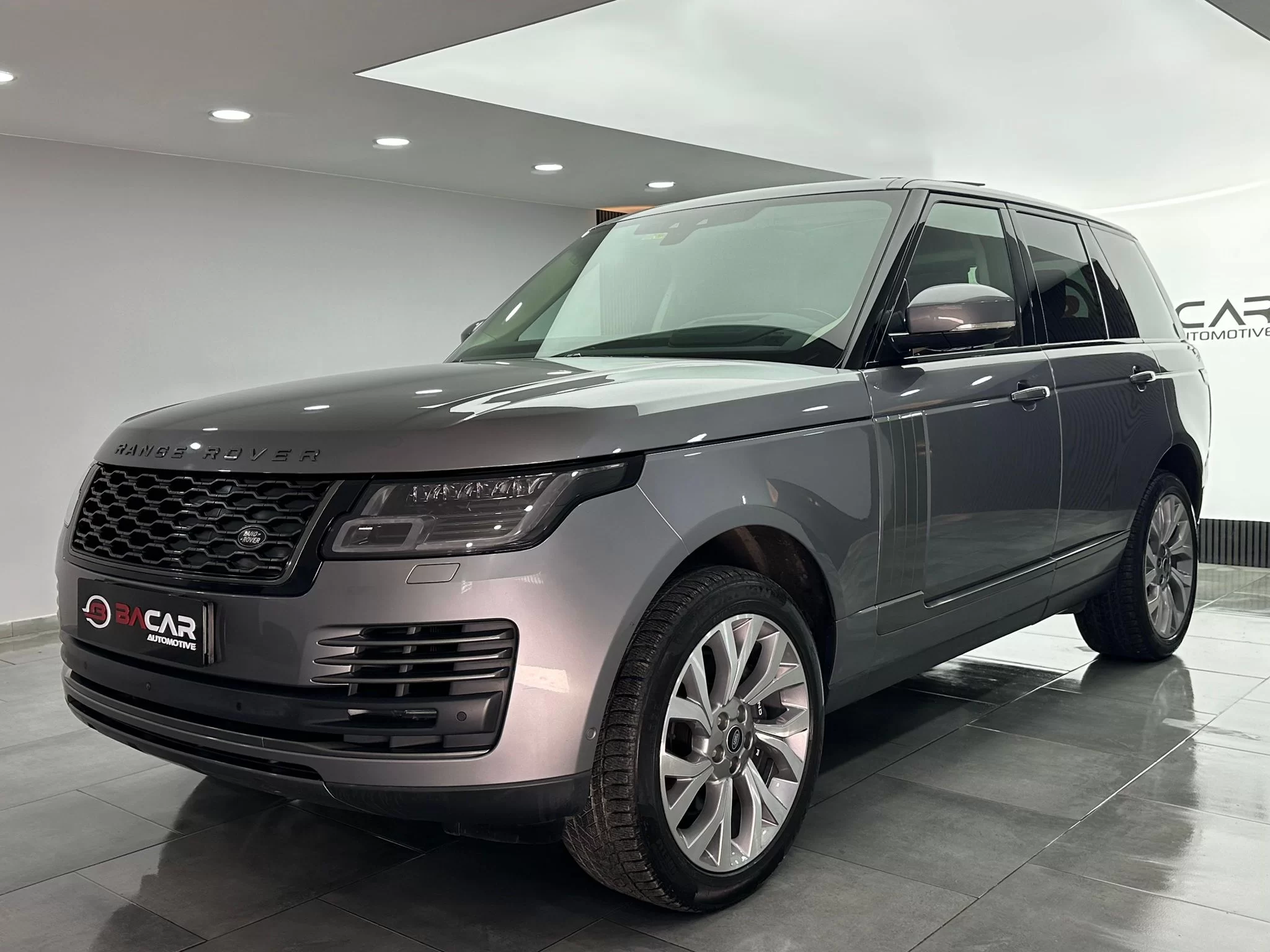 2021 RANGE ROVER AUTOBİOGRAPHY HATASIZ K.K. 12 AY TAKSİT